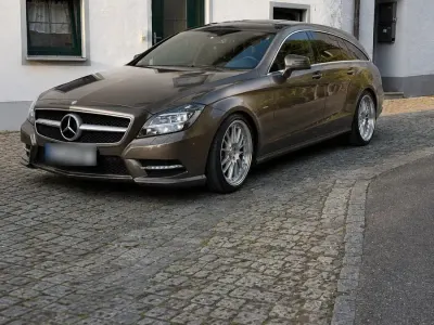 Gebraucht Mercedes CLS350 Shooting Brake AMG 265 PS (194 kW) 2012 Gold Kombi