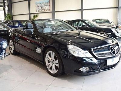 Begagnad Mercedes SL500 387 HK (284 kW) 2008 Svart Cab