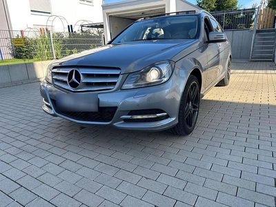 Mercedes 220