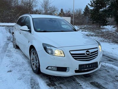 Gebraucht Opel Insignia 160 PS (117 kW) 2009 Weiß Kombi