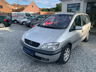 Gebraucht Opel Zafira 125 PS (91 kW) 2002 Silber Van / Kleinbus