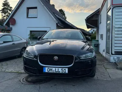 Gebraucht Jaguar XE 180 PS (132 kW) 2016 Schwarz Limousine