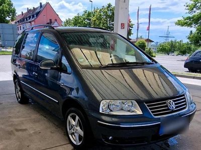 VW Sharan