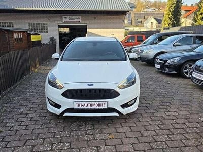 Gebraucht Ford Focus ST-Line 182 PS (133 kW) 2018 Frostweiß Kleinwagen
