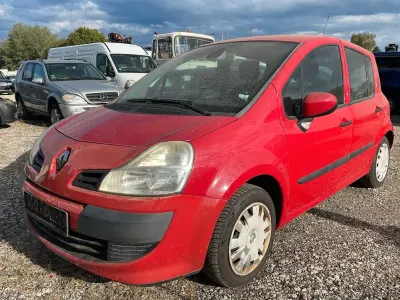 Gebraucht Renault Modus 75 PS (55 kW) 2009 Rot Van / Kleinbus