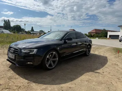 Gebraucht Audi A5 Sportback Sport 190 PS (139 kW) 2015 Schwarz Kleinwagen