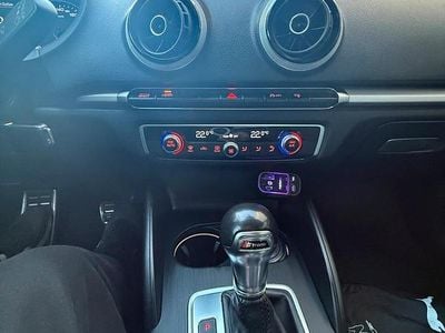 Gebraucht Audi A3 Sportback Attraction 110 PS (80 kW) 2015 Schwarz Kleinwagen