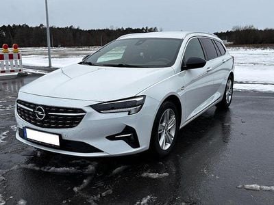Weiß Gebraucht 2021 Opel Insignia Kombi | 17.000 € (Fairer Preis)