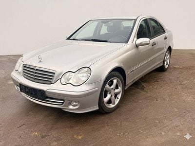 Gebraucht Mercedes C180 143 PS (105 kW) 2005 Silber Limousine