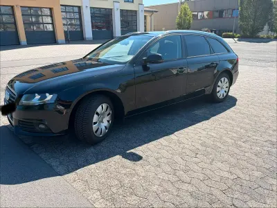 Gebraucht Audi A4 Attraction 143 PS (105 kW) 2011 Schwarz Kombi
