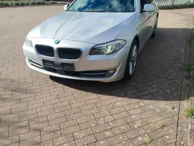 Gebraucht BMW 530 245 PS (180 kW) 2010 Silber Limousine