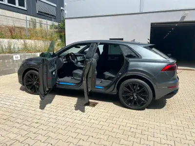 Neu Audi Q8 S-Line 286 PS (210 kW) 2026 Grau SUV