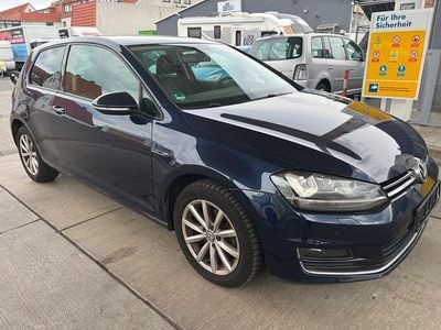 Gebraucht VW Golf VII LOUNGE 150 PS (110 kW) 2015 Blau Limousine