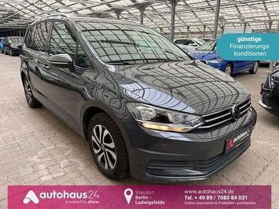 Grau Gebraucht 2021 VW Touran Active Van / Kleinbus | 27.490 € (Fairer Preis)