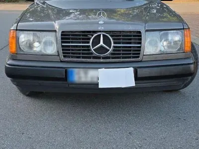 Gebraucht Mercedes 230 132 PS (97 kW) 1989 Grau Kombi
