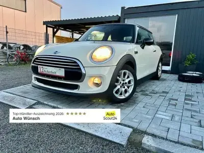 Gebraucht Mini Cooper Pepper 136 PS (100 kW) 2015 Pepper white Kleinwagen