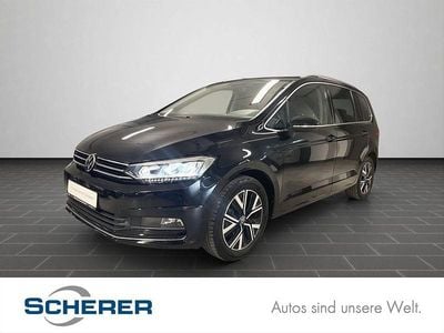Gebraucht VW Touran Highline 150 PS (110 kW) 2022 Deep black perleffekt (metallic) Van / Kleinbus