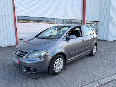 Second-hand VW Golf V 105 CP (77 kW) 2007 Hatchback