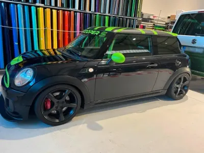 Gebraucht Mini John Cooper Works 200 PS (147 kW) 2008 Schwarz Kleinwagen