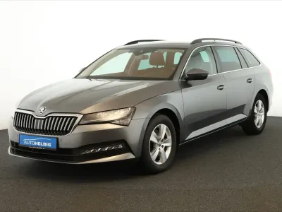 Gebraucht Skoda Superb Ambition 150 PS (110 kW) 2023 Graphitegrau metallic Kombi