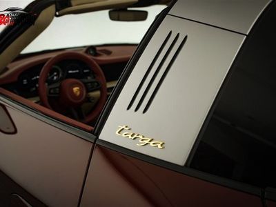gebraucht Porsche 911 Targa 4S 992PDK Heritage SportDesign Lift 360°