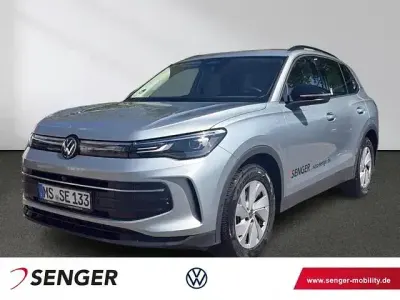 Używany VW Tiguan Goal 150 KM (110 kW) 2024 Srebrny SUV