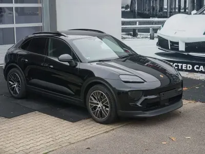 Gebraucht Porsche Macan Basis 264 kW (360 PS) 2026 Schwarz SUV
