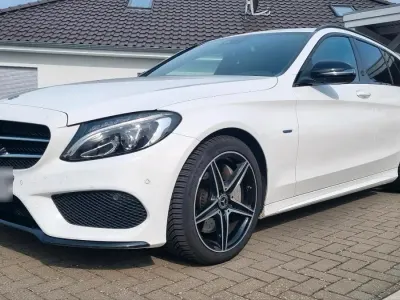 Gebraucht Mercedes C350e AMG line 271 PS (199 kW) 2017 Weiß Kombi