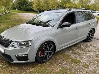 Gebraucht Skoda Octavia RS 300 PS (220 kW) 2015 Grau Kleinwagen