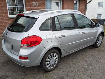 Gebraucht Renault Clio GrandTour Luxe 101 PS (74 kW) 2009 Grau Kombi