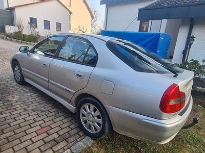 Gebraucht Mitsubishi Carisma Comfort Edition 125 PS (91 kW) 2003 Silber Limousine