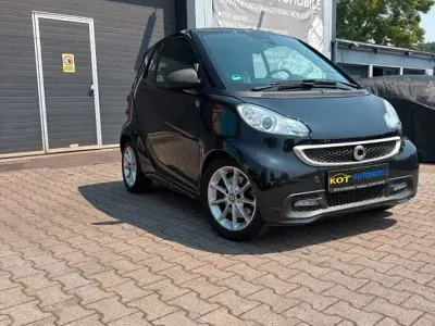 Gebraucht Smart ForTwo Cabrio Pulse 71 PS (52 kW) 2014 Schwarz Cabrio