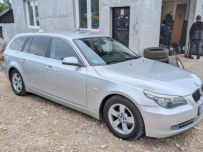 Gebraucht BMW 525 197 PS (144 kW) 2009 Silber Kombi