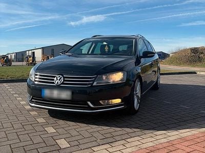 Gebraucht VW Passat 140 PS (102 kW) 2012 Schwarz Kombi