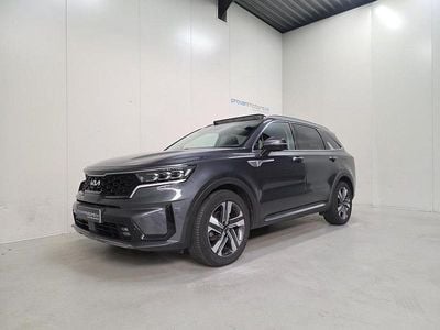 Grau Gebraucht 2022 Kia Sorento SUV | 28.990 € (Teuer)