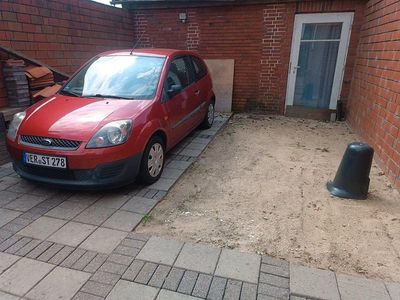 Gebraucht Ford Fiesta 60 PS (44 kW) 2006 Orange Kleinwagen