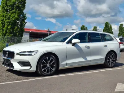 Gebraucht Volvo V60 Pro 150 PS (110 kW) 2021 Weiß Kombi
