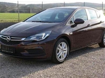 Gebraucht 2016 Opel Astra Limousine | 7.700 € (Fairer Preis)