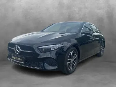 Gebraucht Mercedes A180 Advanced 136 PS (100 kW) 2024 Schwarz Limousine