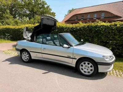 Gebraucht Peugeot 306 Cabriolet 90 PS (66 kW) 2000 Silber Cabrio