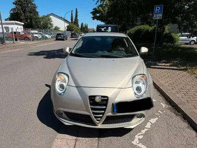 Gebraucht Alfa Romeo MiTo 120 PS (88 kW) 2009 Beige Kleinwagen