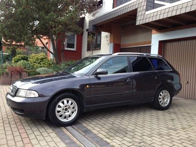 gebraucht Audi A4 B5 1,8T Avant TÜV / HU NEU