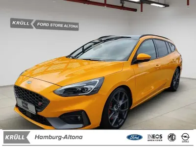 Gebraucht Ford Focus 280 PS (205 kW) 2022 Orange Limousine