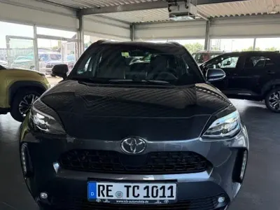 Gebraucht Toyota Yaris Cross 130 PS (95 kW) 2026 Grau SUV