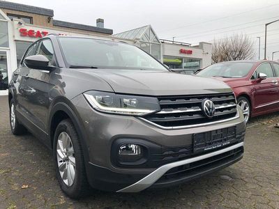 Grau Gebraucht 2021 VW T-Cross Life SUV | 21.950 € (Fairer Preis)
