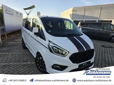 Usado Ford Tourneo Custom Sport 2018 Branco Van