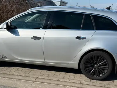 Gebraucht Opel Insignia 100 PS (73 kW) 2016 Silber Kombi