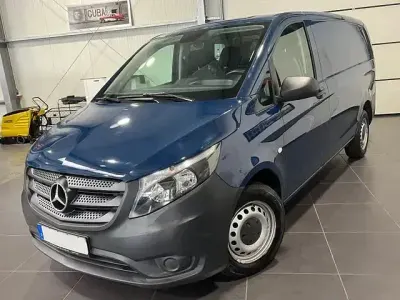 Gebraucht Mercedes Vito 102 PS (75 kW) 2020 Blau Van