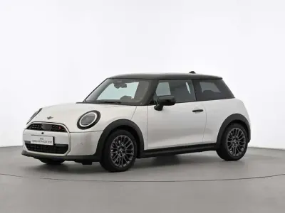 Gebraucht Mini Cooper S Favoured 204 PS (150 kW) 2025 Weiß Kleinwagen