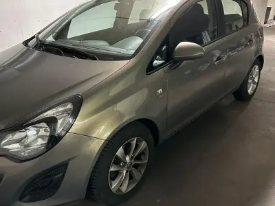Usado Opel Corsa Energy 81 HP (59 kW) 2015 Andere farben Citadino